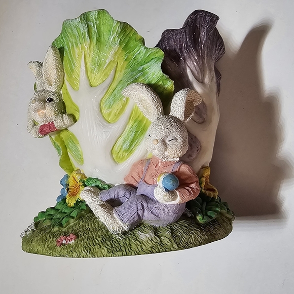 JAIMY Made in China Resin Rabbit Votive Leaf Candle Holder - Picture 12 of 12